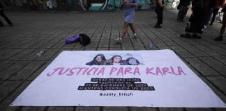 Manifestantes exigen justicia por asesinato de una conductora de Uber en Ciudad de México