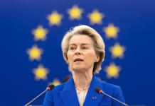 Ursula von der Leyen recibe el Premio Carlomagno por servicios a Europa