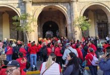 Trabajadores del DIF Guadalajara frenan labores para exigir respeto a su contrato colectivo