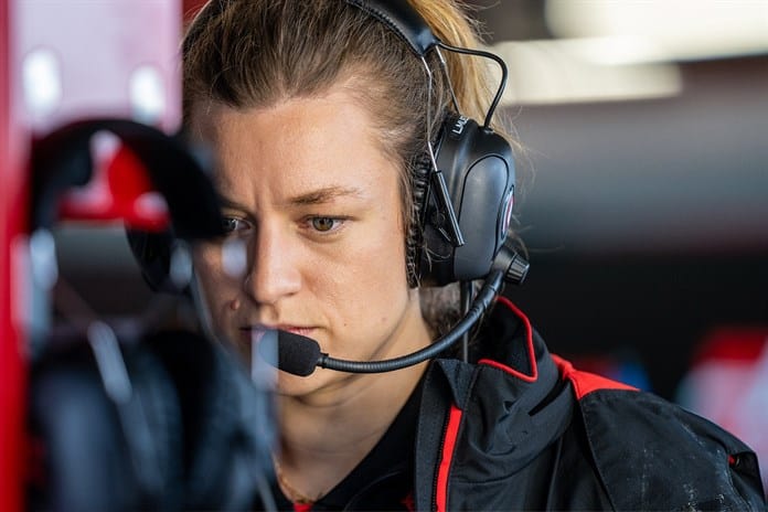 Haas nombra por primera vez en F1 una mujer como ingeniera de carrera