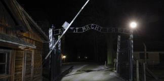 Sobrevivientes de Auschwitz denuncian el antisemitismo en el 80º aniversario de la liberación