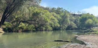 No sólo el Santiago está enfermo; el Río Coahuayana en Tuxpan también está contaminado