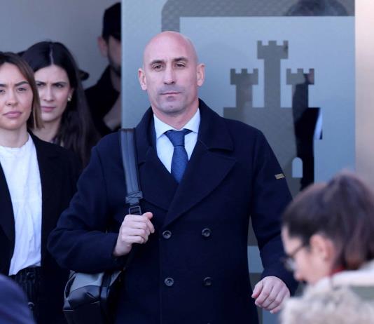 El beso nunca debió ocurrir, dice Jenni Hermoso en el juicio a Luis Rubiales