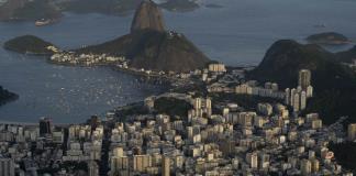 Brasil suspende clases por ola de calor de 40 grados