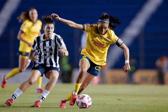 La Pichichi Corral anota tres goles y el Pachuca se confirma como líder del Clausura