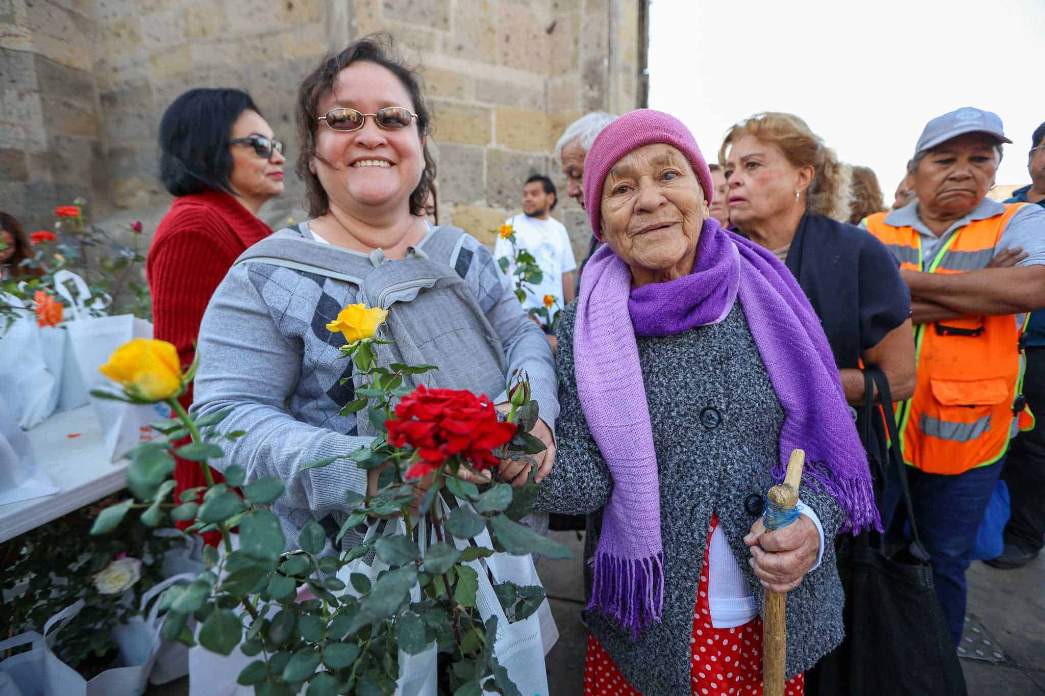 Música, picones, rosales y chocolate enmarcan el 483 aniversario de Guadalajara