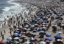 Ola de calor sofoca a Rio de Janeiro en la antesala del Carnaval