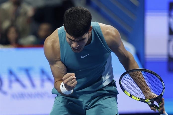 Alcaraz se impone a Cilic en su estreno en Doha