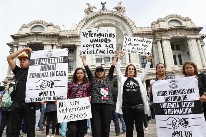 Veterinarios en México exigen un alto a los ataques contra el gremio tras un asesinato