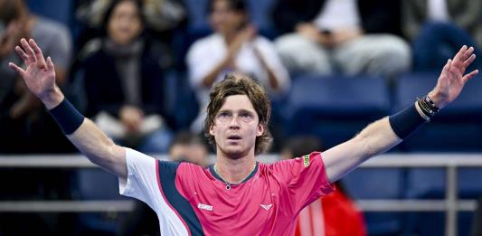 Rublev llega en Doha a su primera final ATP en más de medio año