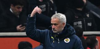 El Galatasaray acusa a Mourinho de comentarios racistas tras duelo liguero