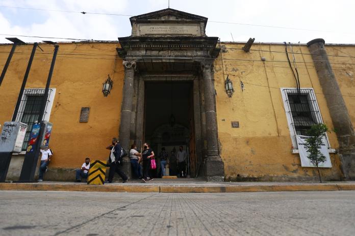 Los Hospitales Civiles refuerzan su atención a pacientes con VIH