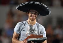 Tsitsipas regresa al Top 10, Machac entra en el Top20 tras ganar en Acapulco