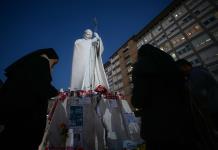 El papa Francisco sufrió dos episodios de insuficiencia respiratoria aguda