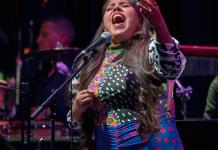 Florencia Cuenca, la mexicana que canta en Broadway por qué las "mujeres reales tienen curvas"