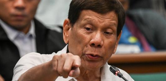 Abogados del expresidente Duterte exigen su regreso a Filipinas