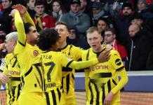 Dortmund remonta en Lille y será el rival del Barça en cuartos de Champions