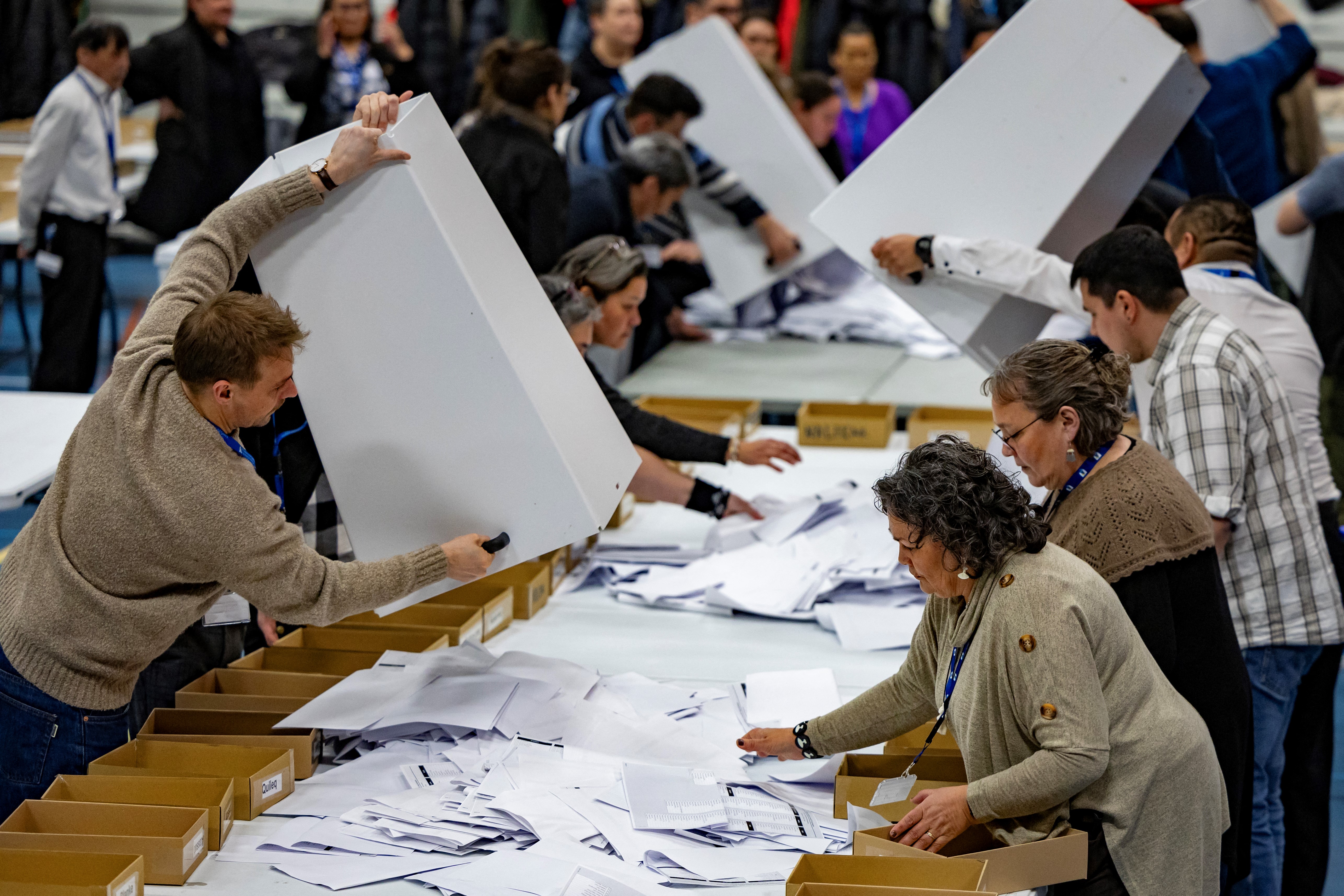 Los groenlandeses votan masivamente en elecciones marcadas por Trump