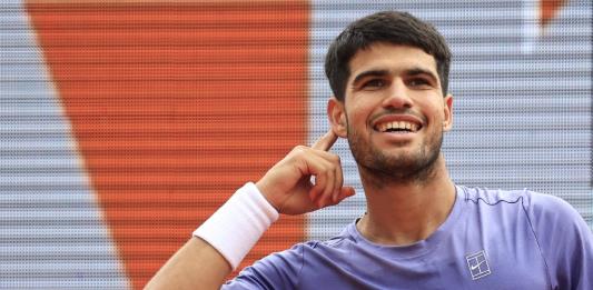 Alcaraz domina a Musetti y jugará la final en Roma