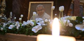 Silencio del gobierno israelí respecto a la muerte del papa Francisco