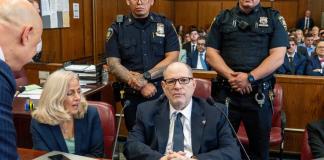 Empiezan los alegatos en el nuevo juicio a Weinstein por violación en EEUU