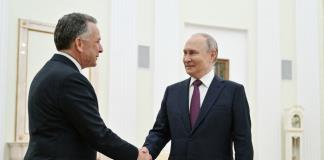 Putin y el emisario estadounidense hablaron de posibles negociaciones directas con Kiev para una tregua