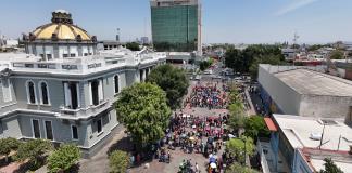 Casi mil personas desalojan edificio de Rectoría de la UdeG en Simulacro Nacional