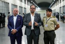 Ecuador busca replicar la megacárcel de El Salvador