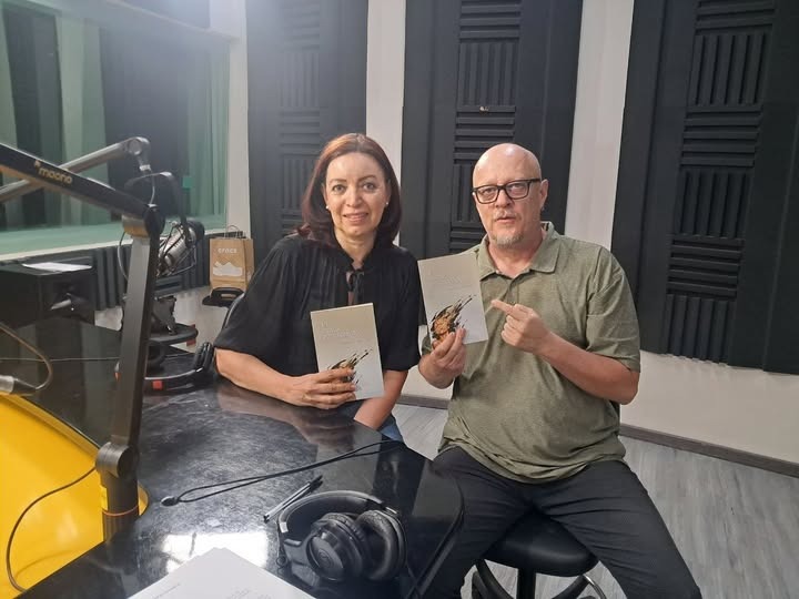 La Botica de los Cuentos - Mi. 30 Abr 2025 - Con Lizbeth Sánchez. La Botica de los Cuentos - Mi. 30 Abr 2025 - Con Lizbeth Sánchez.