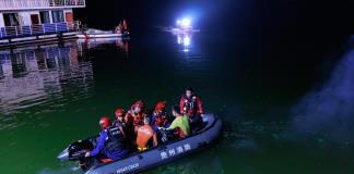 Diez muertos y 70 heridos en naufragio de dos barcos con turistas en China