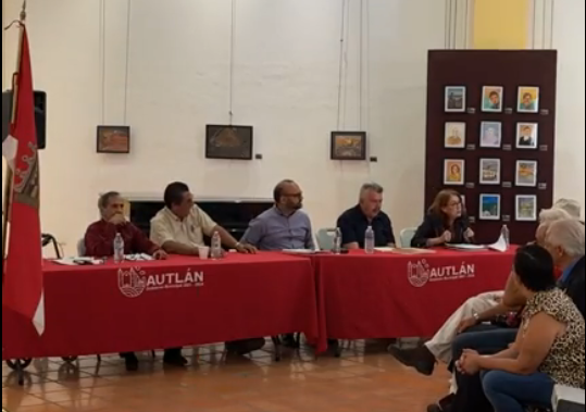 Autlán fue una ciudad populosa desde 1525: revelan datos demográficos de la época prehispánica en coloquio regional celebrado en Autlán. Autlán fue una ciudad populosa desde 1525: revelan datos demográficos de la época prehispánica en coloquio regional celebrado en Autlán.