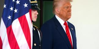 EE.UU. reporta caída del 93 % de arrestos fronterizos en los primeros meses de Trump