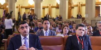 La extrema derecha lidera la primera vuelta de las presidenciales en Rumania
