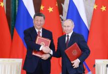 Putin y Xi muestran su sintonía en el Kremlin, Ucrania denuncia la violación de la tregua