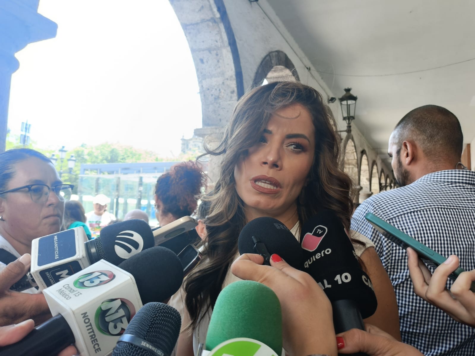Verónica Delgadillo proyecta más apoyos a madres jefas de familia