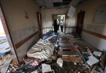 Israel bombardea un hospital en Gaza y Hamás reporta la muerte de un periodista ingresado