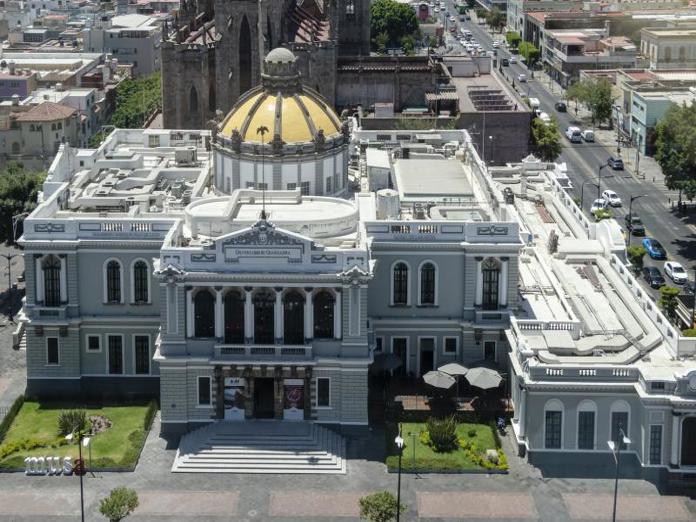 Sheinbaum ofrece atender a jóvenes de Jalisco ante presunto reclutamiento forzado Sheinbaum ofrece atender a jóvenes de Jalisco ante presunto reclutamiento forzado