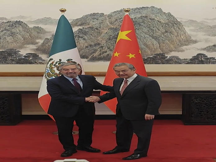 México destaca en Pekín la histórica relación comercial con China México destaca en Pekín la histórica relación comercial con China