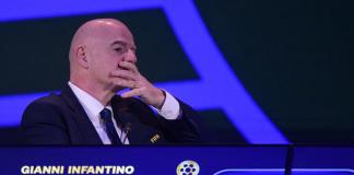 Delegados europeos abandonan molestos el Congreso de la FIFA tras retraso de Infantino