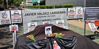 Protestan en embajada de EEUU tras 8 años del crimen del periodista mexicano Javier Valdez