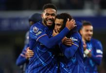 Chelsea derrota a Manchester United 1-0 y se mantiene en el top-5 de la Premier
