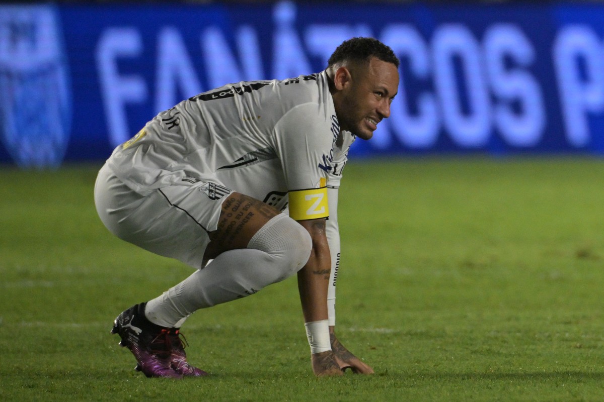 Neymar sigue vendiendo camisetas, ¿marcará goles para salvar al Santos? Neymar sigue vendiendo camisetas, ¿marcará goles para salvar al Santos?