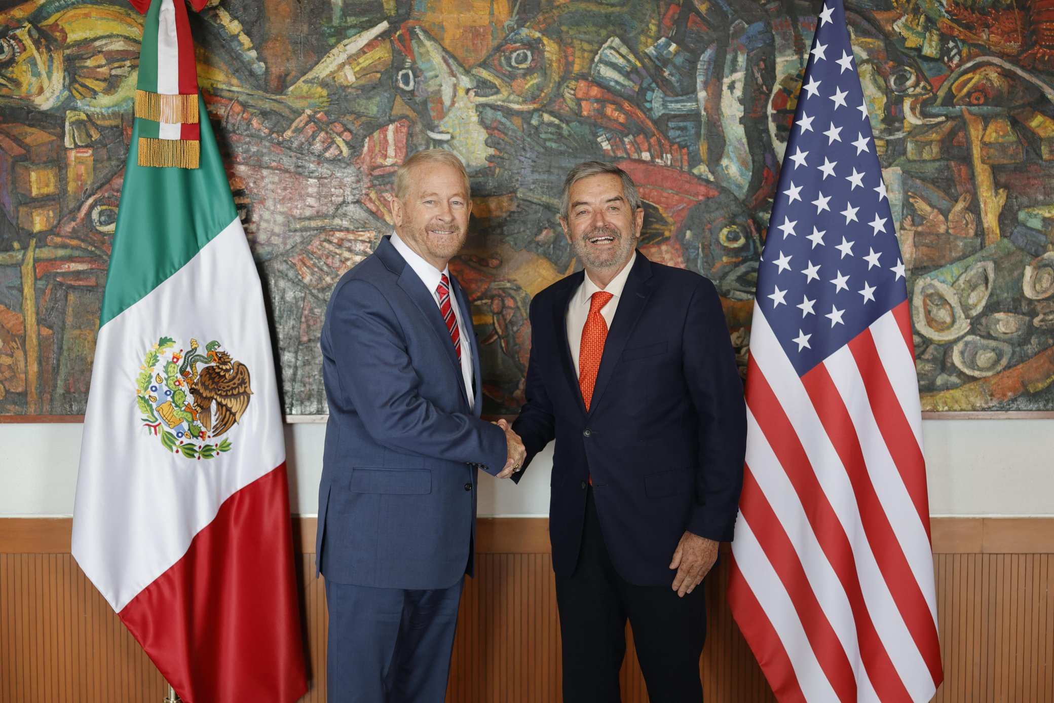 Canciller mexicano y embajador de EEUU sostienen primer encuentro con diálogo franco