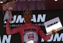 Isaac del Toro primer mexicano en liderar el Giro de Italia