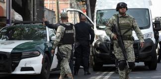 Violencia armada en Sinaloa fuerza el traslado de cientos de fieras salvajes