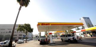 El Congreso de EE.UU. tumba la prohibición a los vehículos de gasolina prevista para 2035