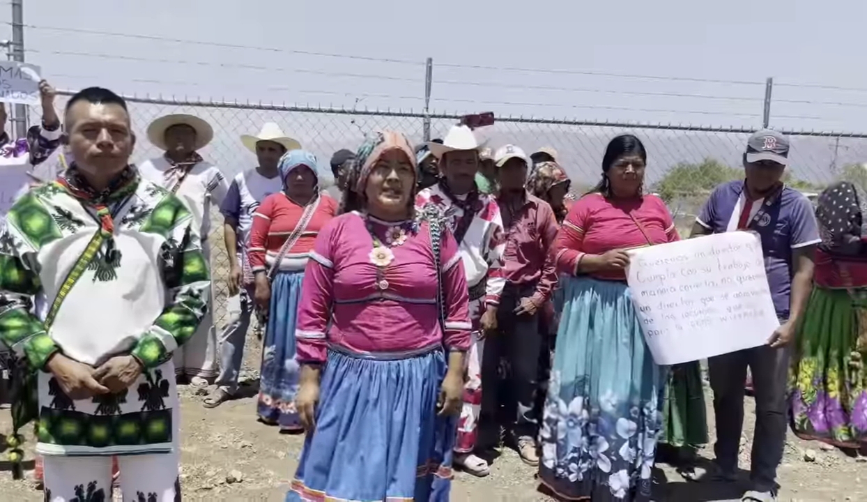 La rectora Karla Planter promete atender las demandas de la comunidad wixárika de Mezquitic La rectora Karla Planter promete atender las demandas de la comunidad wixárika de Mezquitic