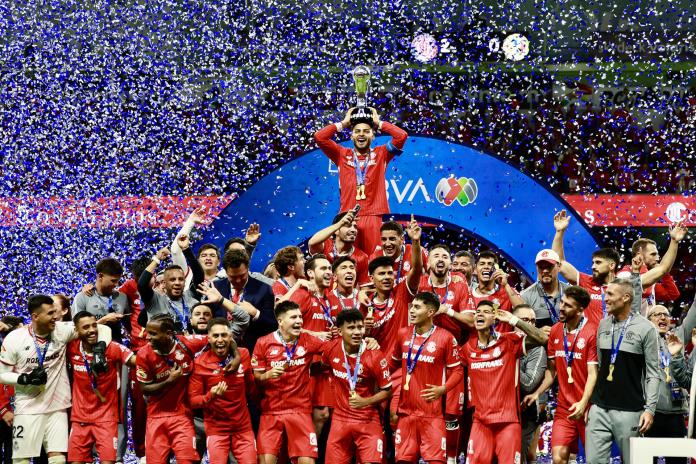 2-0. Toluca gana el Clausura, su undécimo título en México 2-0. Toluca gana el Clausura, su undécimo título en México
