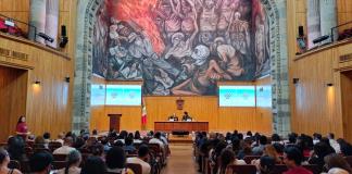 Abordan la importancia de los procesos curatoriales para hablar del medio ambiente desde el arte