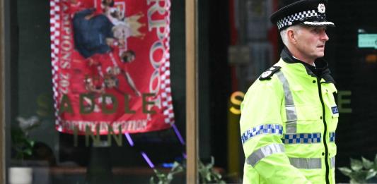 De una tarde de gloria a una tragedia: los aficionados del Liverpool, devastados